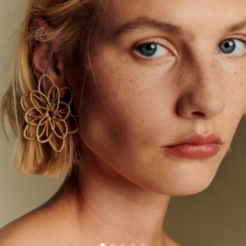 Sezane Raffia Earrings